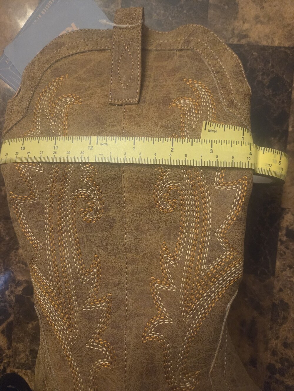 Rollda Women's Embroidered Western Cowgirl Boots - Picture 4 of 4